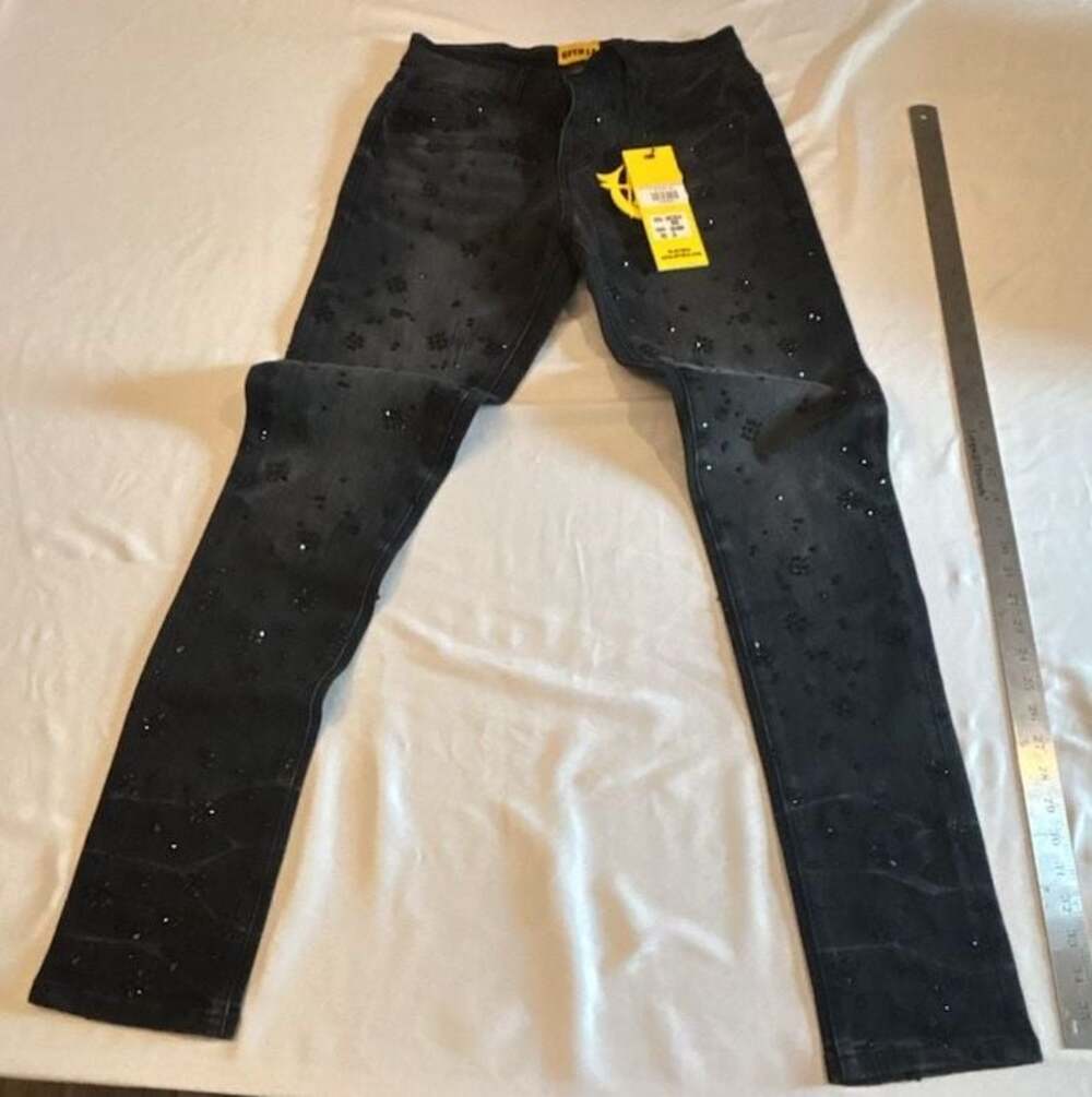 GFTD LA Kevin Black Wash Embellished Rhinestone Jeans Size 30